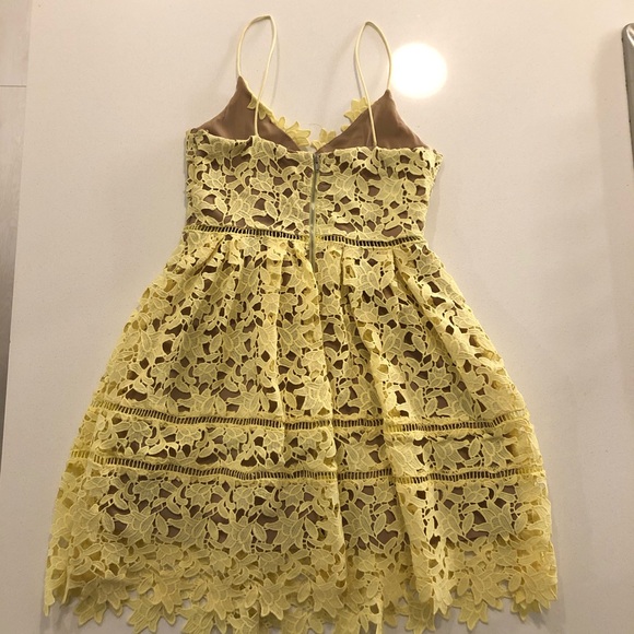 L’Atiste Yellow Floral Crochet Dress Size S 🌟 - Picture 3 of 7